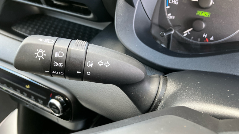 Toyota Yaris 1.5 Hybrid Icon 5dr CVT Hybrid Hatchback